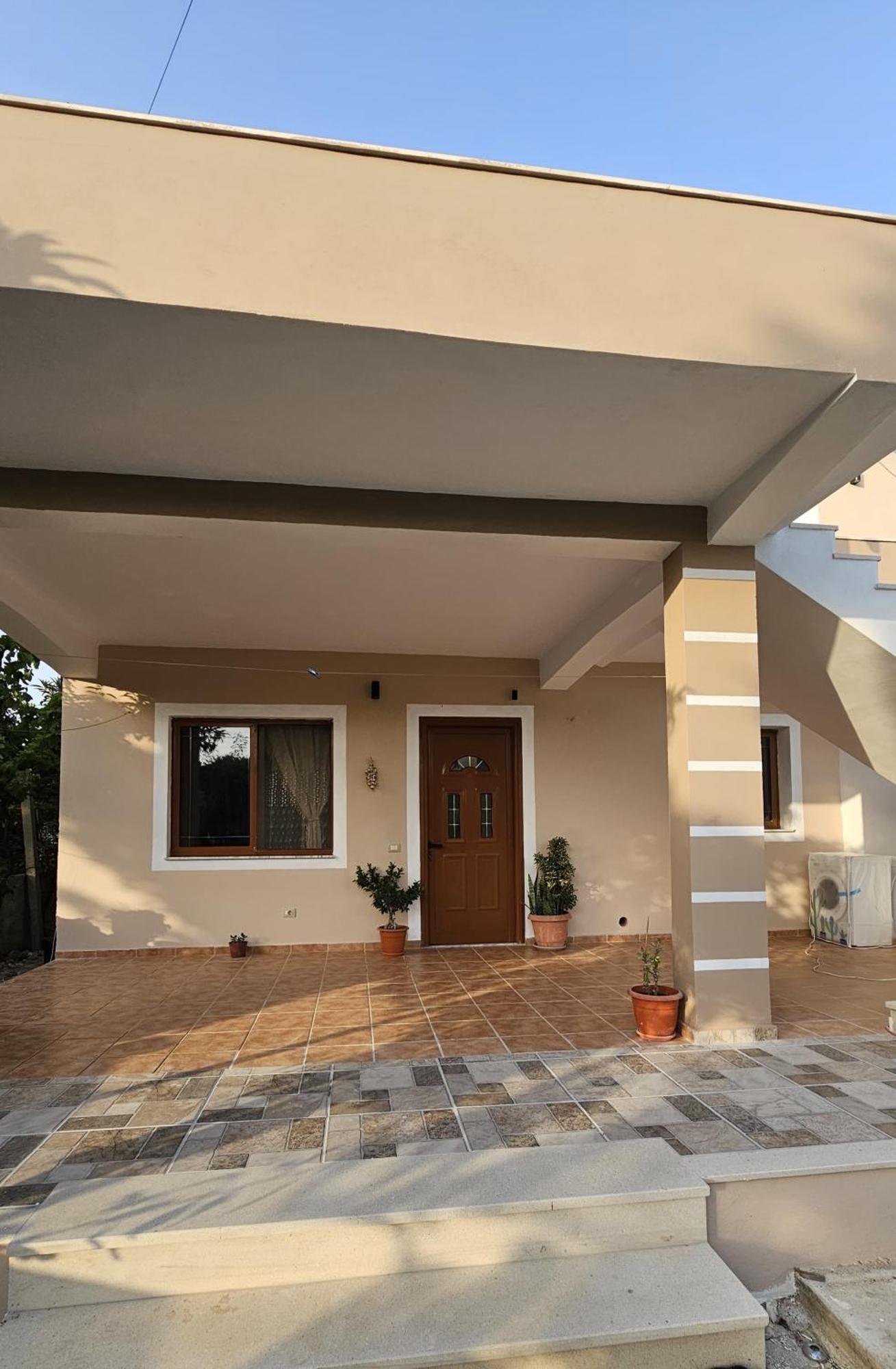 Vila Roan Vlorë Екстериор снимка