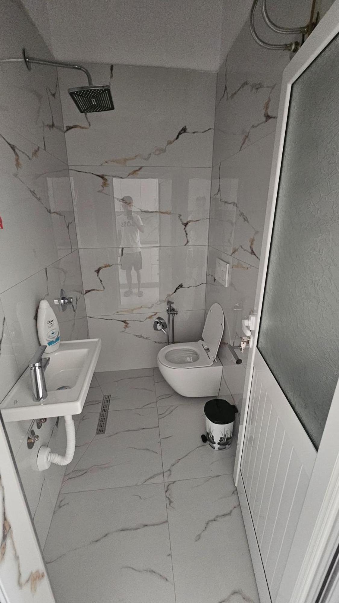 Vila Roan Vlorë Екстериор снимка