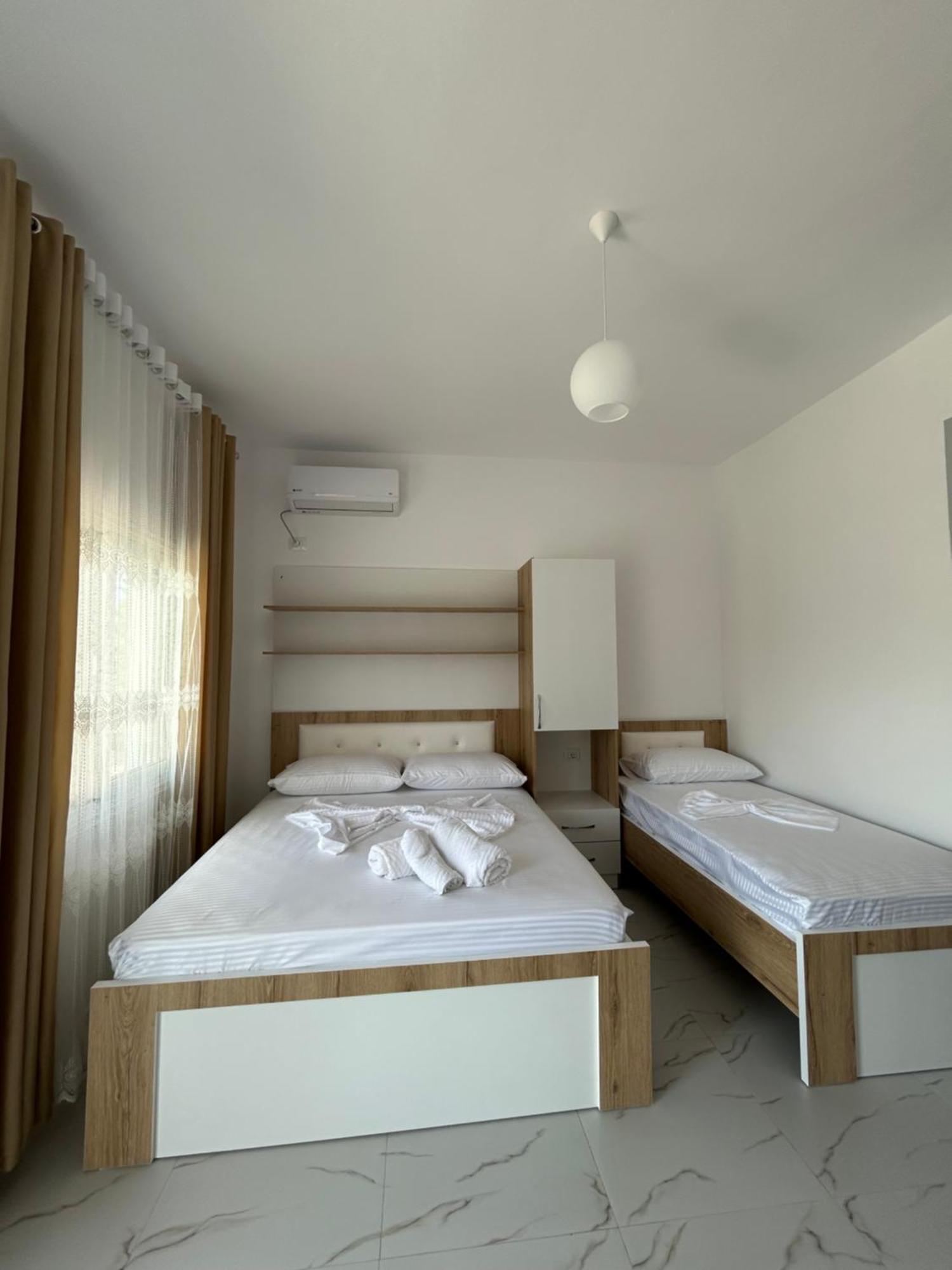 Vila Roan Vlorë Екстериор снимка