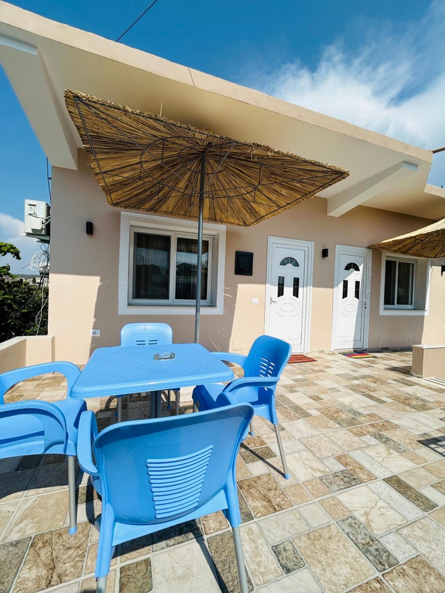 Vila Roan Vlorë Екстериор снимка